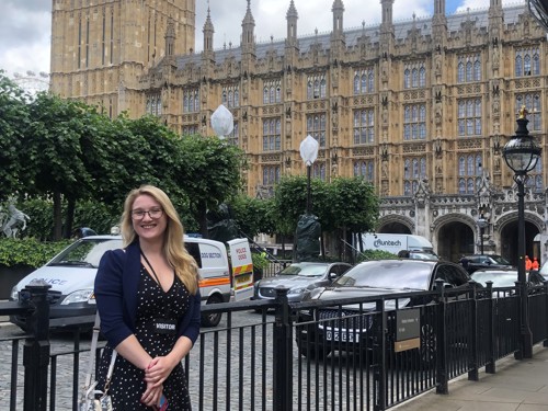 Right at Home Young Ambassador speaks on behalf of care workers in parliament