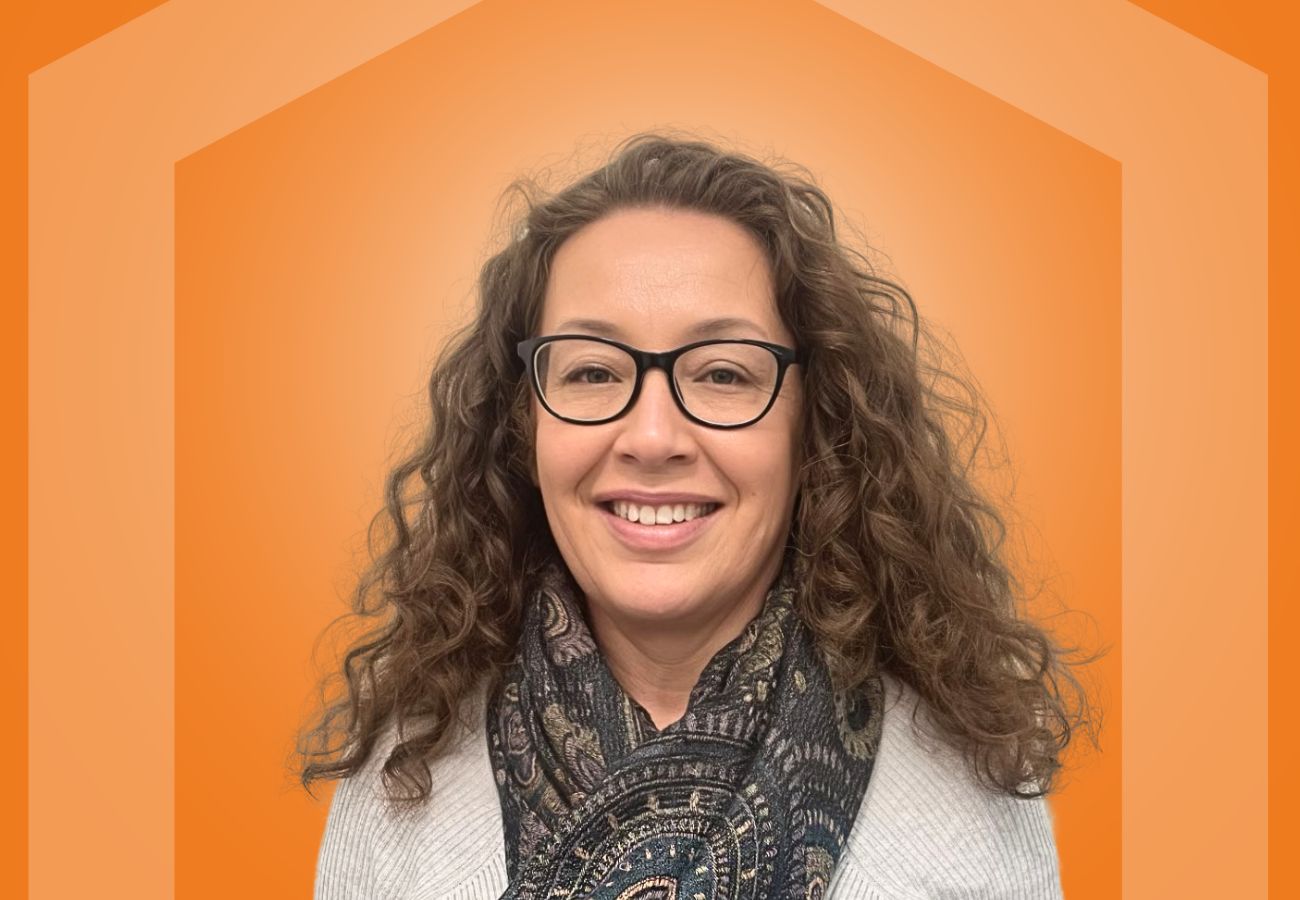 leah—dixon-team-leader-at-right-at-home-elderly-care-at-home-provider-in-cheshire-east-covering-stockport-wilmslow-and-macclesfield