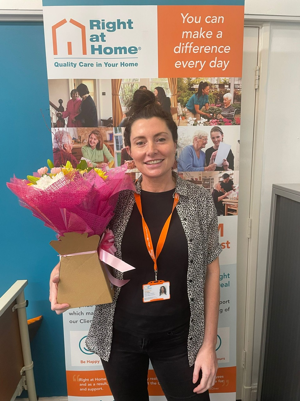 hannah-caregiver-at-right-at-home-elderly-care-at-home-provider-in-cheshire-east-covering-stockport-wilmslow-and-macclesfield