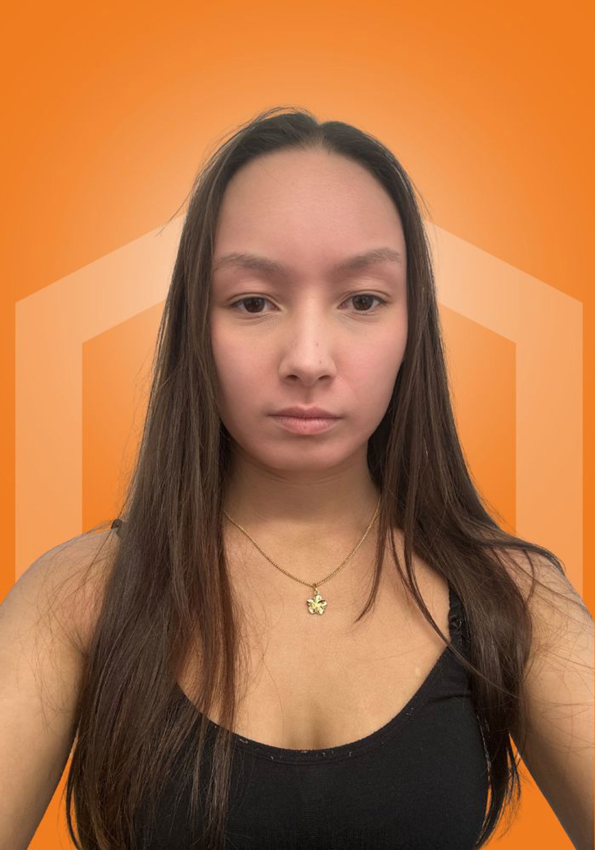 smiling-headshot-of-jemma-care-assistant-at-right-at-home-cheshire-east